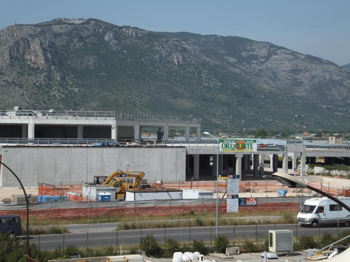 Complesso Riva Di Badino Aparthotel Terracina Exterior foto